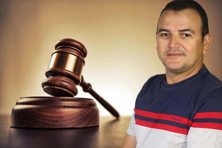 COMEÇOU MAL – Tio Gal tem “orelha puxada” pela Justiça após festival de irregularidades cometidas a frente da prefeitura de Maracaçumé