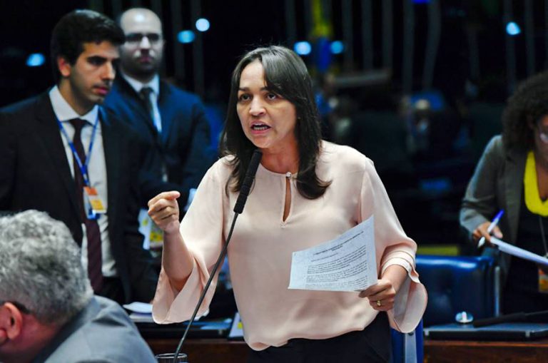 Após trair evangélicos, Eliziane Gama não terá o apoio das Assembleias de Deus do Maranhão na próxima eleição