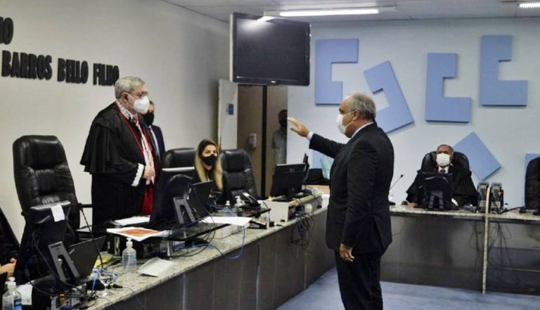 Posse de Marcelo Tavares rebaixa ainda mais a imagem do TCE-MA; orgão acabou virando “puxadinho” de Flávio Dino